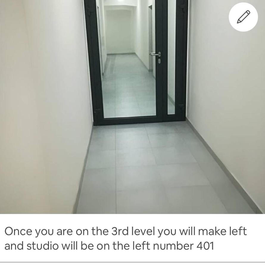 Modern Studio In Prague 7 Exteriör bild